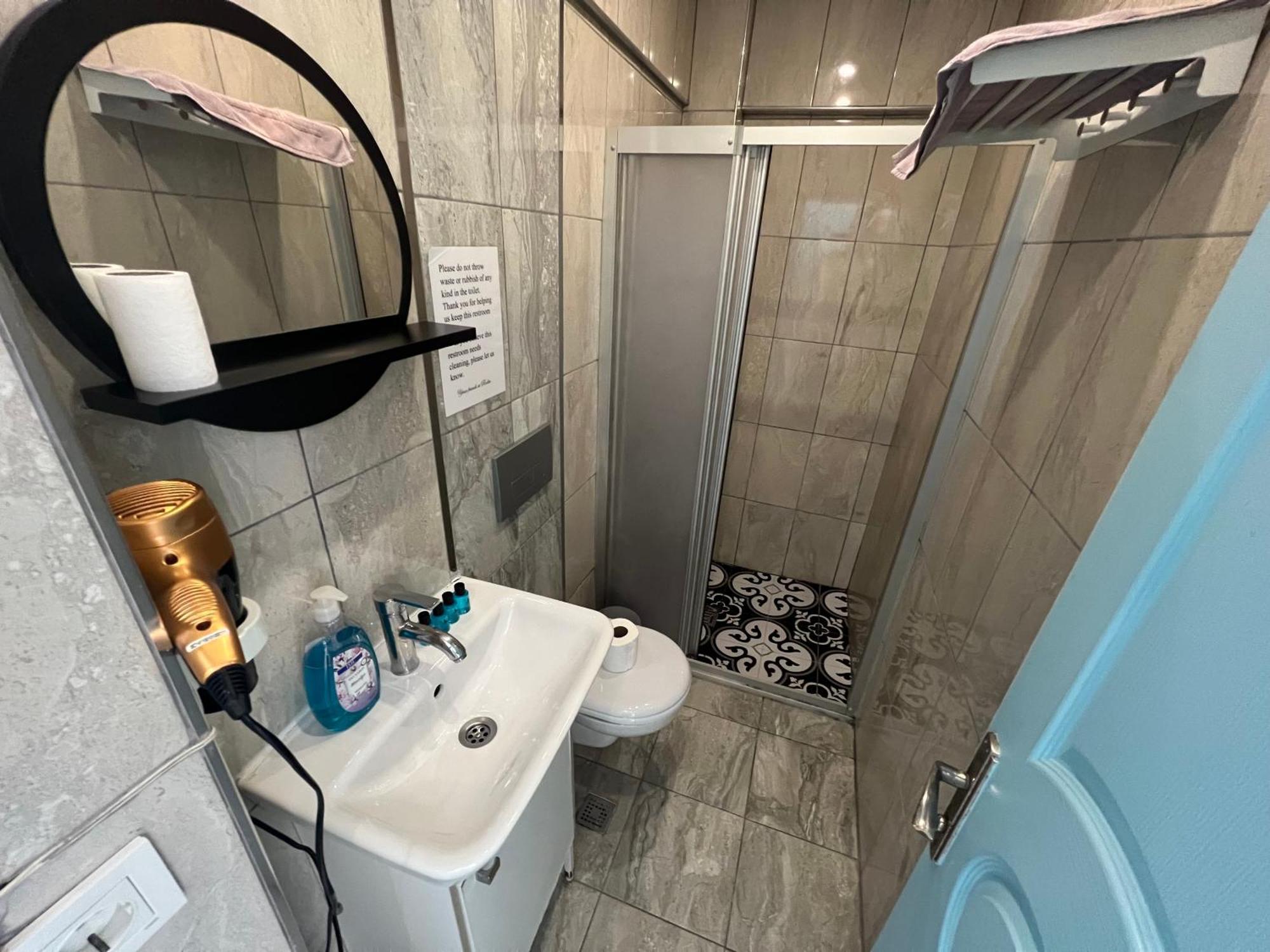 Rodin Hostel Isztambul Kültér fotó